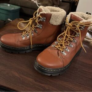 Rust Brown Doc Martens Size 8 Women’s
